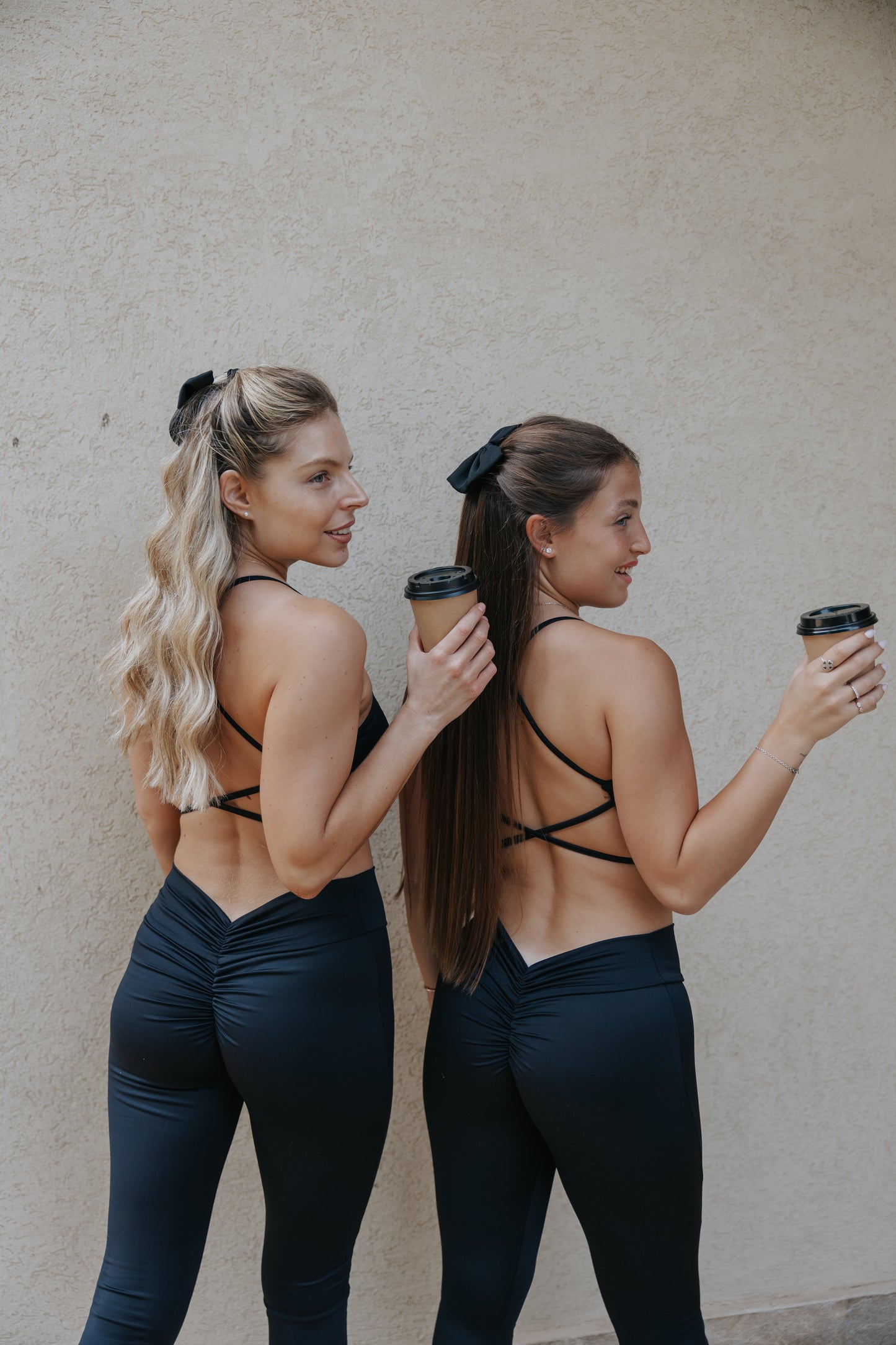 טופ איקסים Blueberry Top - שחור